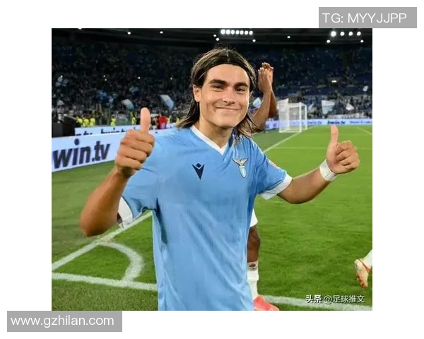 足球球星湖北女友身份曝光引发热议其背后故事令网友惊叹